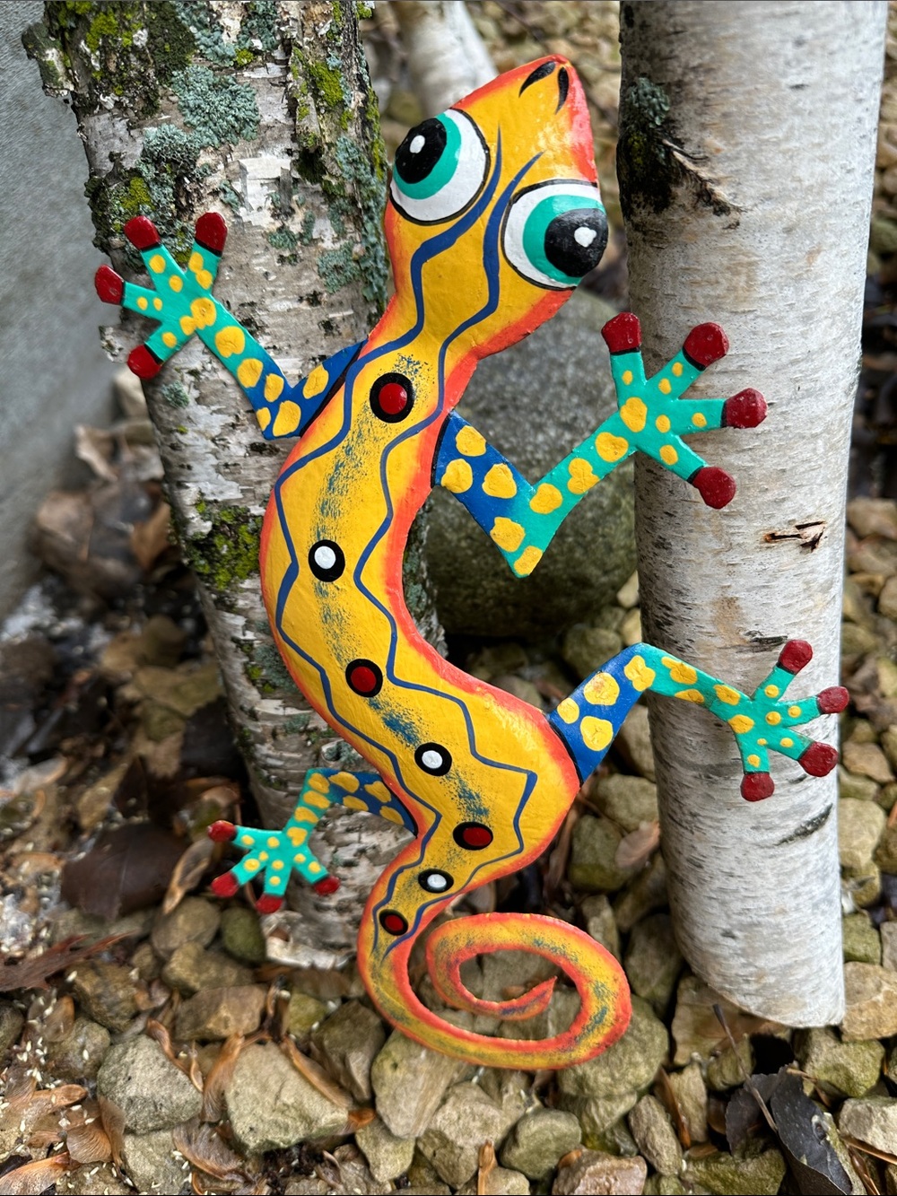 12” Painted Gecko Metal Wall Art Yellow Blue Green Southwest Garden Boho Lizard